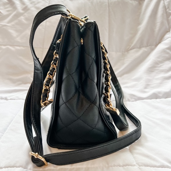 ALDO quilted chain purse - Picture 6 of 9